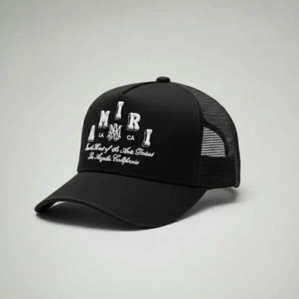 محصول Amiri Cap مشکی – نمای زاویه