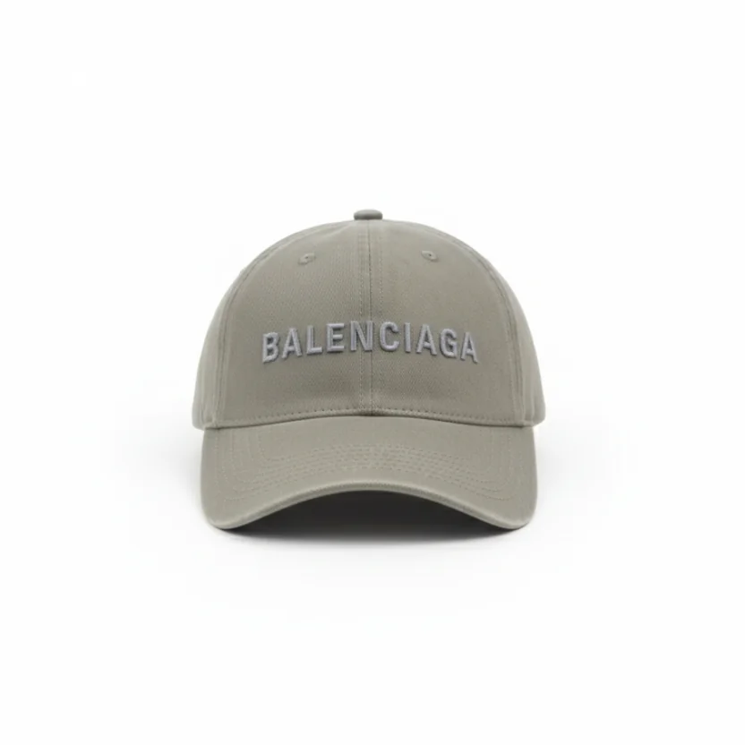 کلاه Balenciaga
