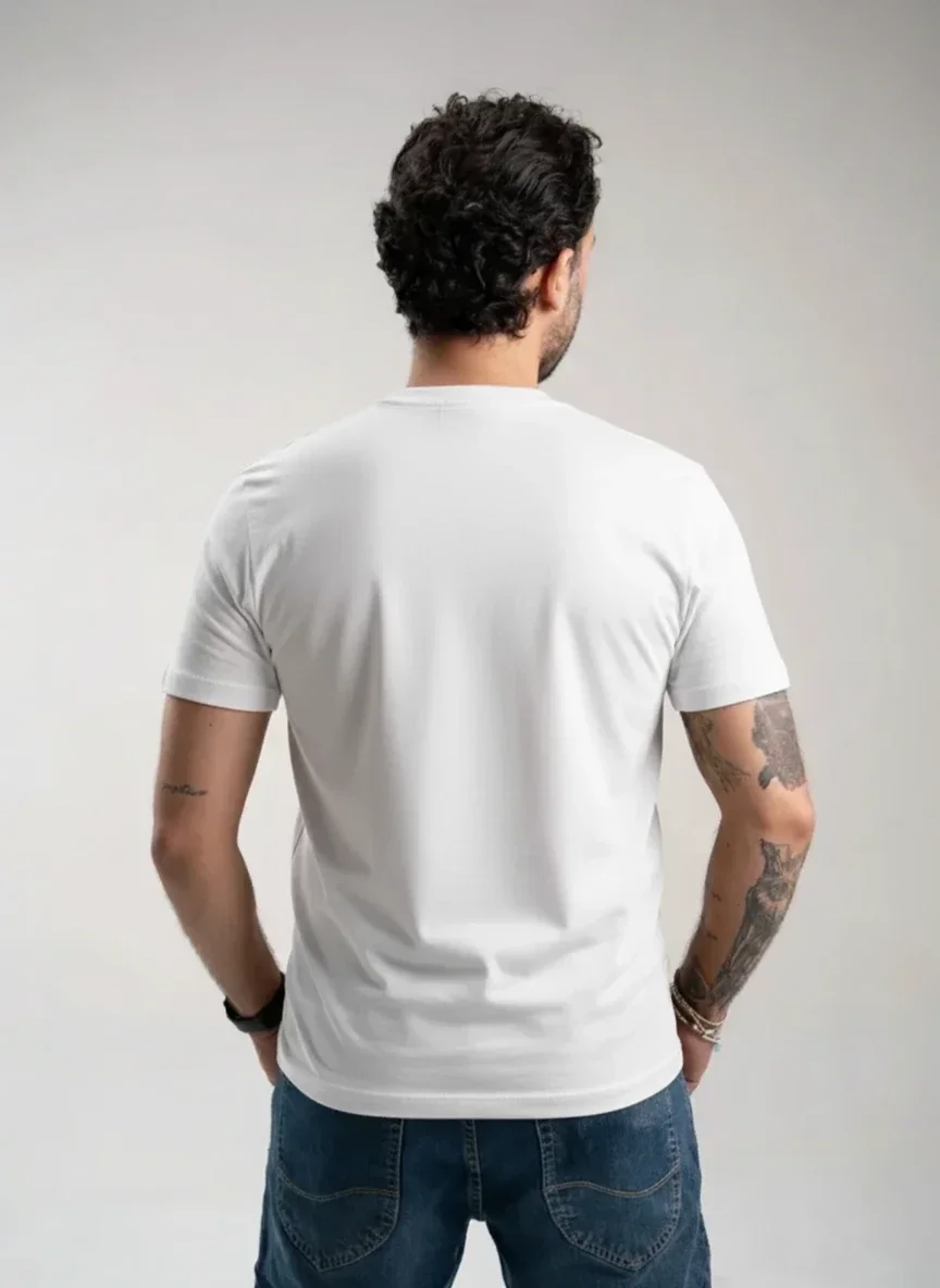 تیشرت Essentials Back On Model سفید