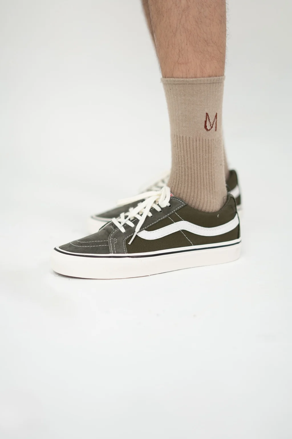 محصول Vans Old Skool Olive White On Foot