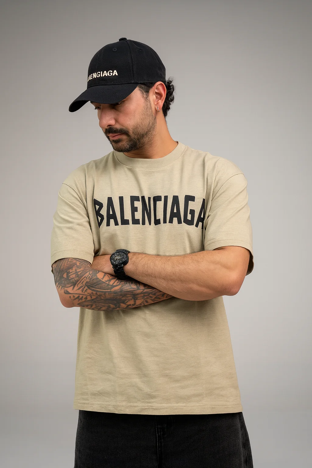 تیشرت Balenciaga Gold 2 بژ – نمای جلو