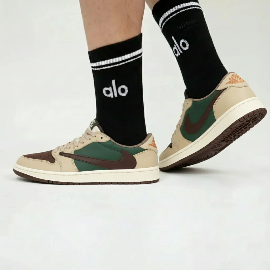AIR JORDAN 1 RETRO LOW - تصویر 2